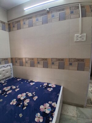 Bedroom in 1 BHK Apartment at Ram Niwas CHS, Dahisar West – for Rent