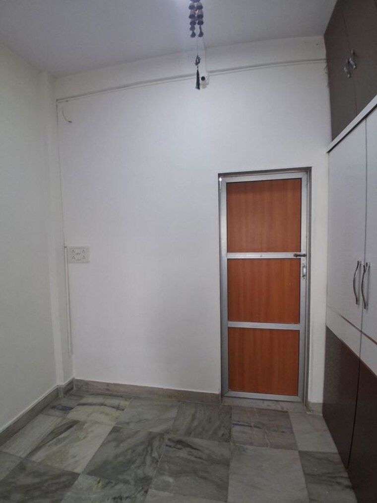 Room, ram-niwas-chs 1 Bedroom 325 Sq.Ft. Apartment In Dahisar West Mumbai 9919043
