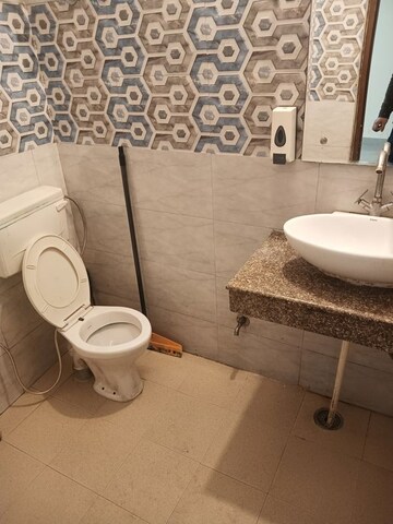 Bathroom in 1.5 BHK Apartment at Sultanpur – for Rent