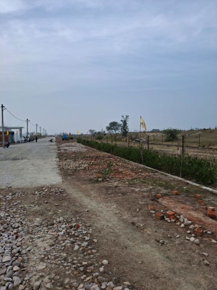 undefined, gosainganj  1615 Sq.Ft. Plot In Gosainganj Lucknow 9927947