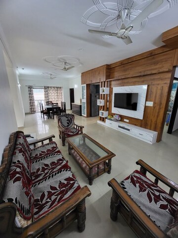 Living Room in 2.5 BHK Apartment at Mahagun Moderne, Sector 78 – for Rent