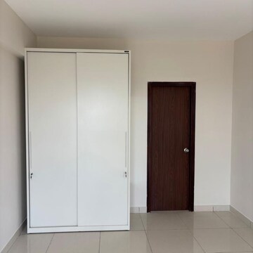 Room in 2 BHK Apartment at Sobha Dream Gardens, Kannur – for Rent