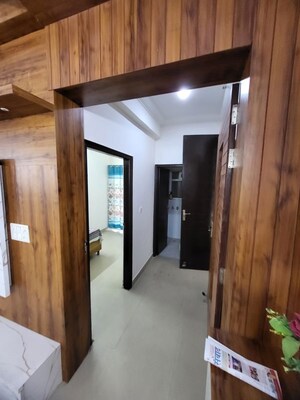 Room in 3 BHK Apartment at Antriksh Golf View, Sector 78 – for Rent