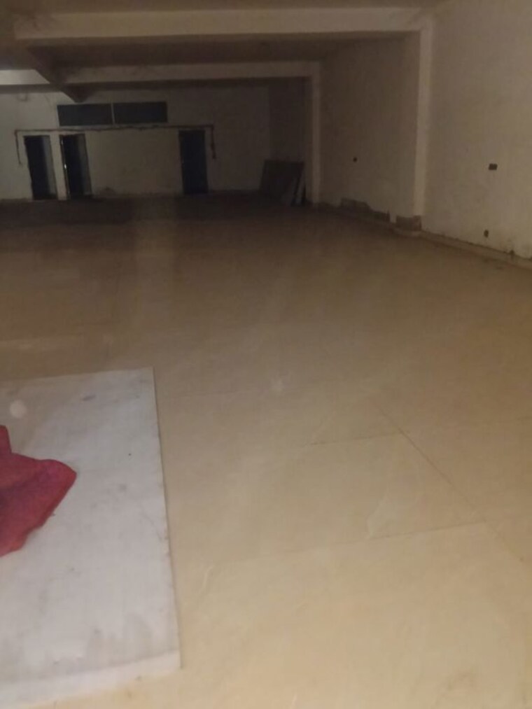 Floor Plan, defence colony Commercial Showroom 3000 Sq.Ft. In Defence Colony Delhi 9927850