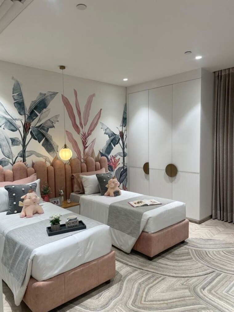 Team Area, bptp-the-deck 4 Bedroom 3300 Sq.Ft. Apartment In Sector 82 Faridabad 9927400