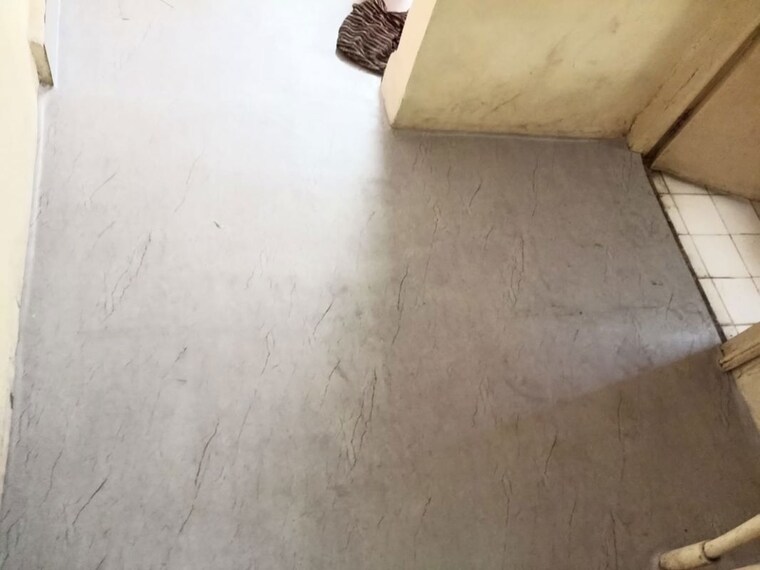 Room, shriram-nagar-chs 1 Bedroom 560 Sq.Ft. Apartment In Aundh Pune 9928158