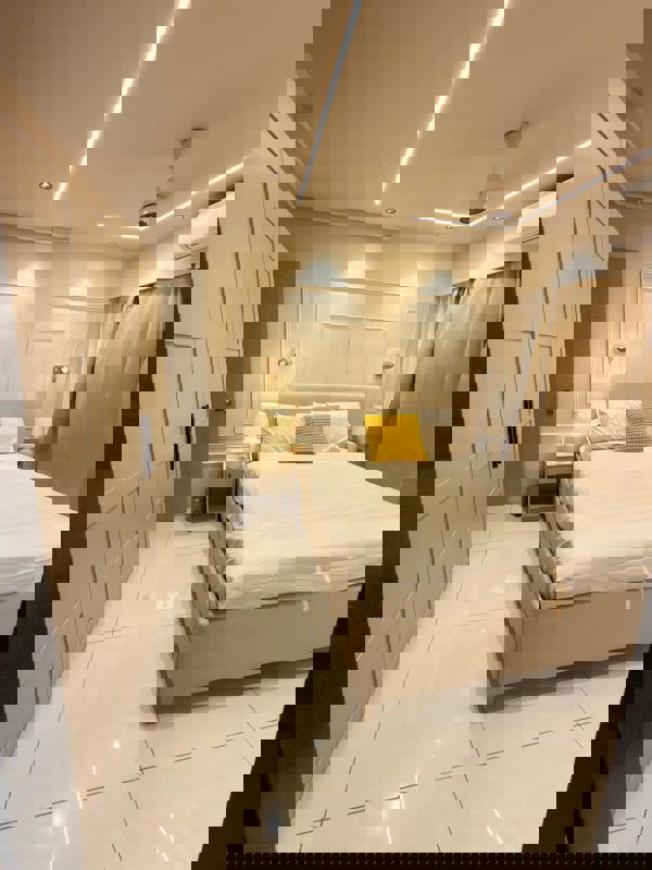 1 BHK 369 Sq.Ft. Apartment in Hiranandani Regent Hill