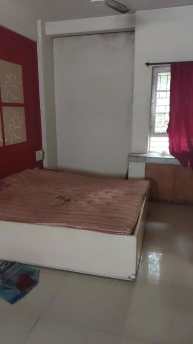 Room, shriram-nagar-chs 1 Bedroom 550 Sq.Ft. Apartment In Aundh Pune 9928239
