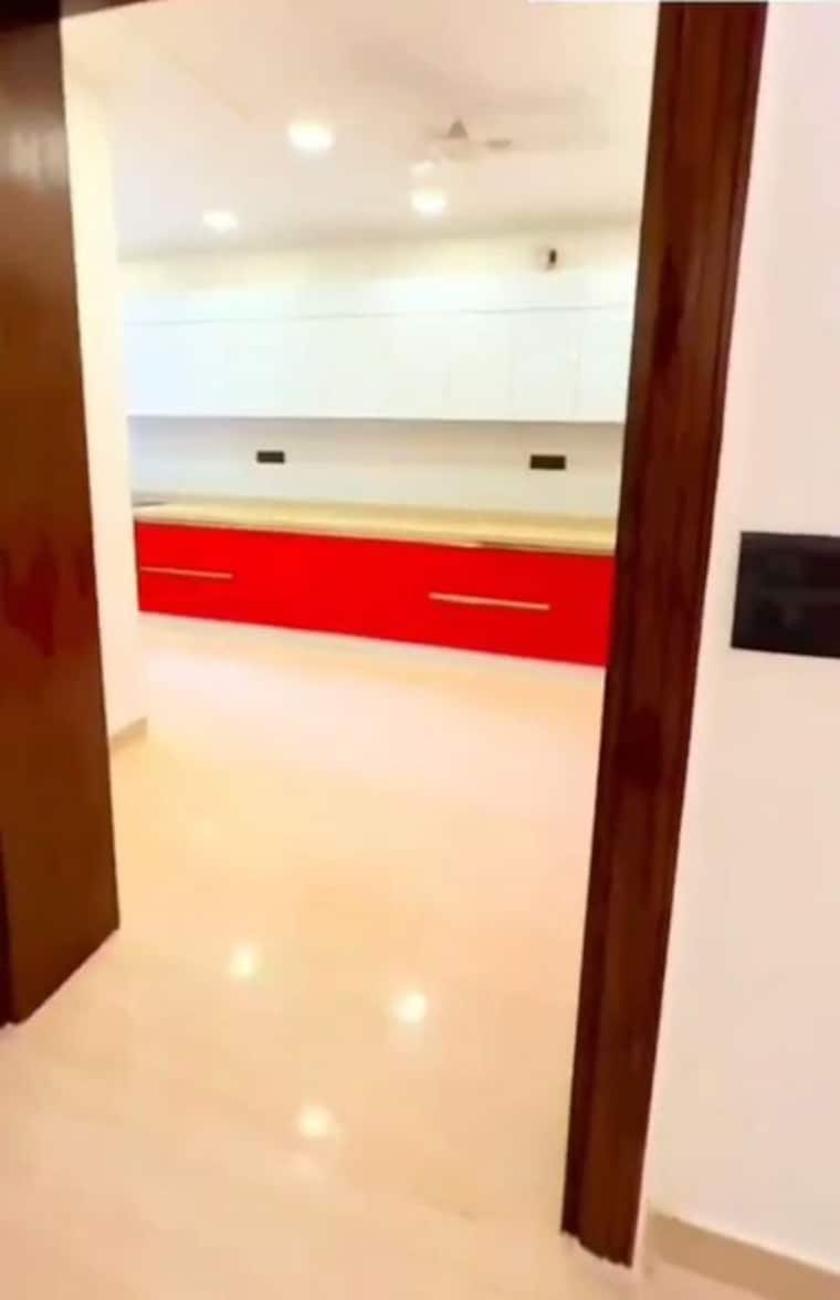 Kitchen, sector 81 3 Bedroom 276 Sq.Yd. Builder Floor In Sector 81 Faridabad 9928230