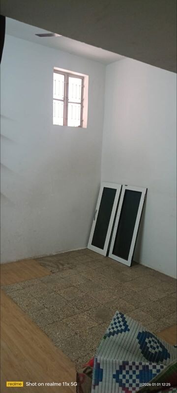 Room in 2 BHK Apartment at Balaji Antara, Naranpura – for Rent