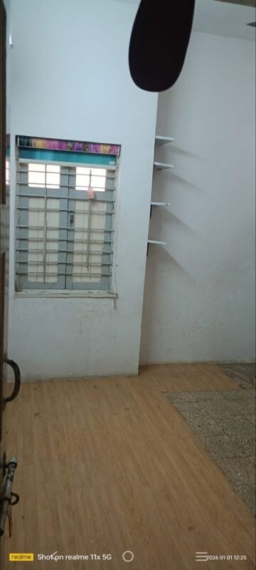 Room in 2 BHK Apartment at Balaji Antara, Naranpura – for Rent