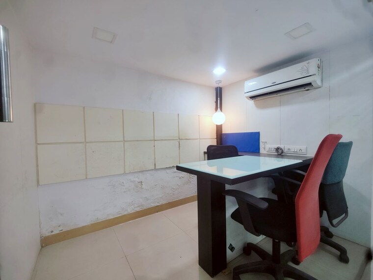 Team Area, malad west Commercial Office Space 1400 Sq.Ft. In Malad West Mumbai 9928345