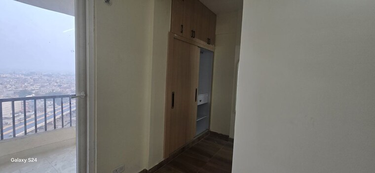 Room, amrapali-heartbeat-city 2 Bedroom 1195 Sq.Ft. Apartment In Sector 107 Noida 9928352