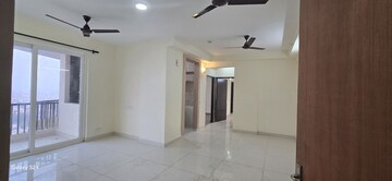 2 BHK Apartment For Sale in Amrapali Heartbeat City, Sector 107