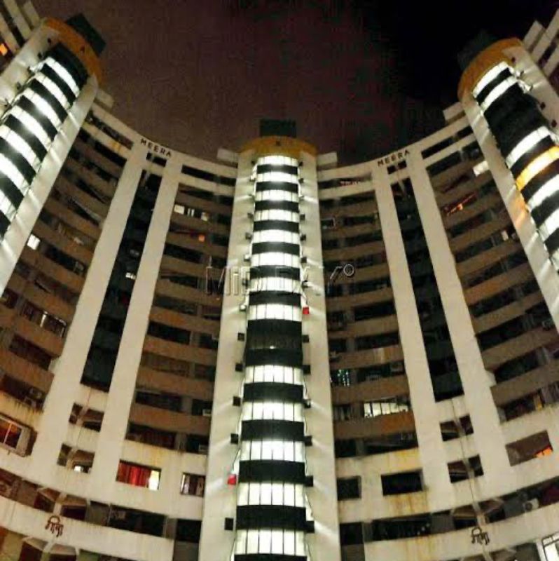 3.5 BHK 1200 Sq.Ft. Apartment in Meera Tower