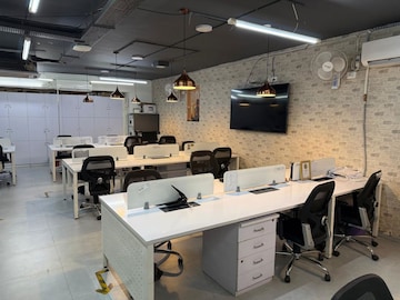  Office Space For Rent in Paldi