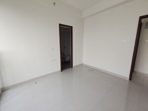 Room in 2 BHK Apartment at Divyam Residency, Malad East – for Rent