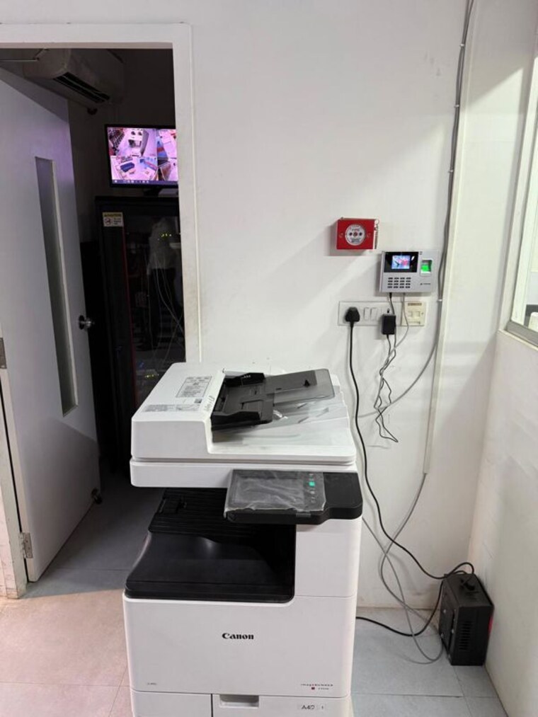 Team Area, paldi Commercial Office Space 3700 Sq.Ft. In Paldi Ahmedabad 9928395