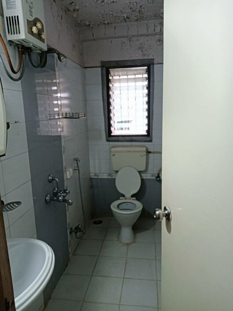 Bathroom, bhavani-ajala 1 Bedroom 600 Sq.Ft. Apartment In Pashan Pune 9917574