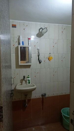Bathroom in 1 RK Independent House at Paldi – for Rent