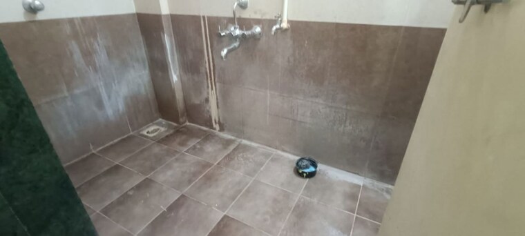 Bathroom, yash-platinum-dhayari 2 Bedroom 980 Sq.Ft. Apartment In Dhayari Pune 9928447