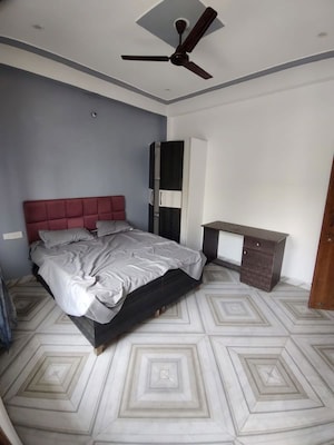 3 BHK Builder Floor For Rent in Sudhowala