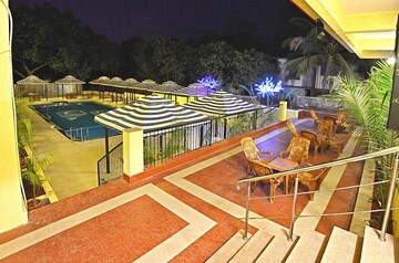 6+ BHK Villa – Exterior View View at Guirim - for Sale