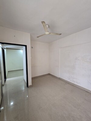 Room in 1 BHK Apartment at Ratan Prestige, Kharadi – for Rent