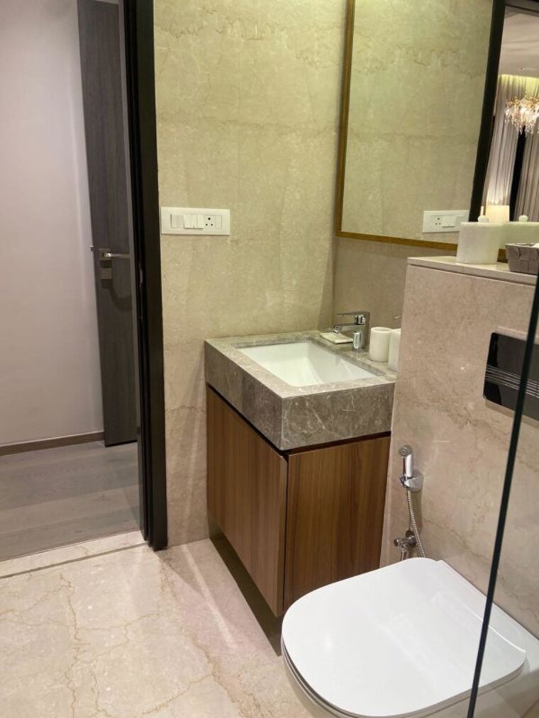 Attached Bathroom, piramal-mahalaxmi 4 Bedroom 1870 Sq.Ft. Apartment In Mahalaxmi Mumbai 9928496