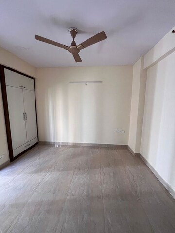 Room in 2 BHK Apartment at Ajnara Le Mart, Sector 16b Greater Noida – for Sale