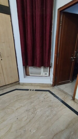 Bedroom in 1 BHK Builder Floor at Gomti Nagar – for Rent