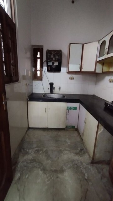 Kitchen in 1 BHK Builder Floor at Gomti Nagar – for Rent