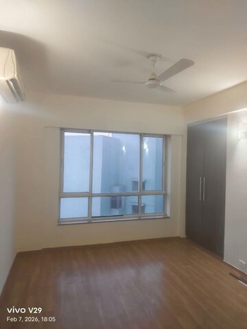 Room in 2 BHK Apartment at Uluberia – for Sale