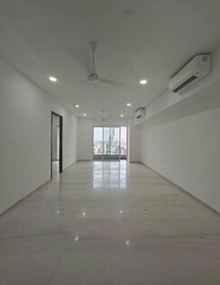 3 BHK + Servant Room,Study Room Apartment For Sale in Lokhandwala Minerva Mahalaxmi
