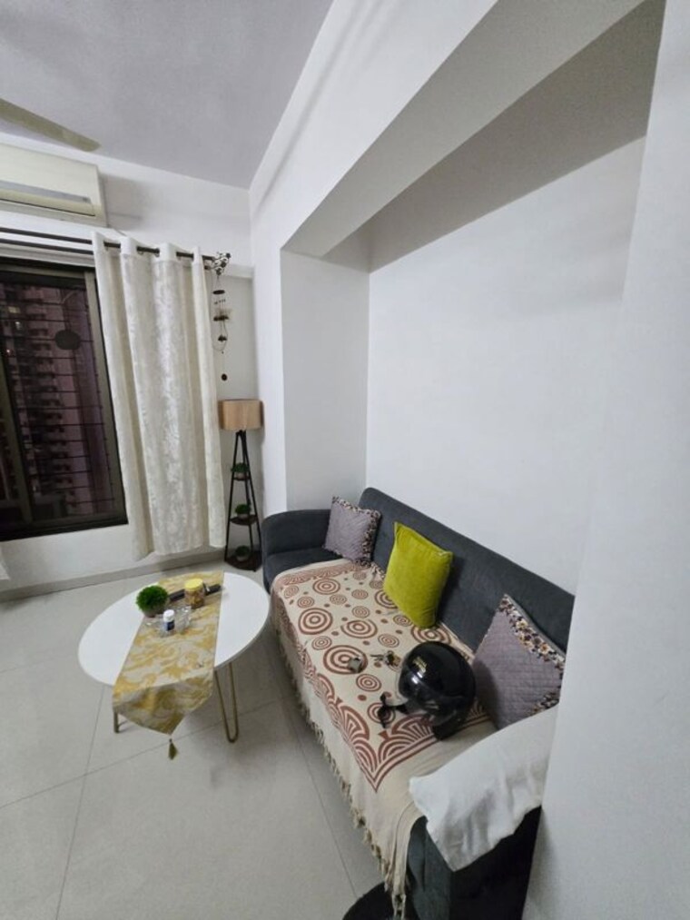 Living Room, puranik-unicorn 1 Bedroom 400 Sq.Ft. Apartment In Mogharpada Thane 9928991