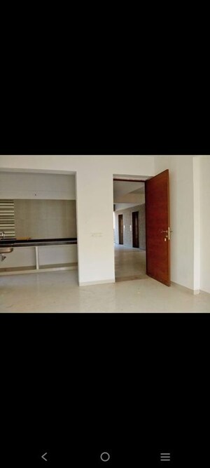 Room in 3 BHK Apartment at Gala Eternia, Thaltej – for Rent