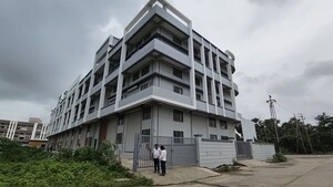  Warehouse For Sale in Vasai East