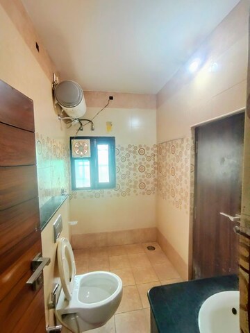 Bathroom in 3 BHK Builder Floor at Reliaable Lakedew Residency -1, Haralur Road – for Rent