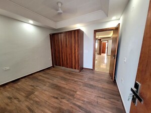 Room in 4 BHK Apartment at Artique Uptown Skylla, International Airport Road – for Sale