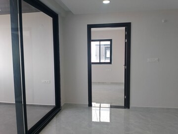 Room in 4 BHK Apartment at Subishi Fortuna Towers, Mokila – for Sale