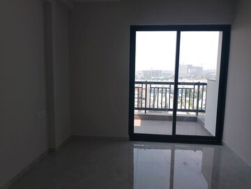 Room in 4 BHK Apartment at Subishi Fortuna Towers, Mokila – for Sale