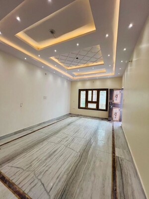 Balcony in 6+ BHK Independent House at Jankipuram Extension – for Sale