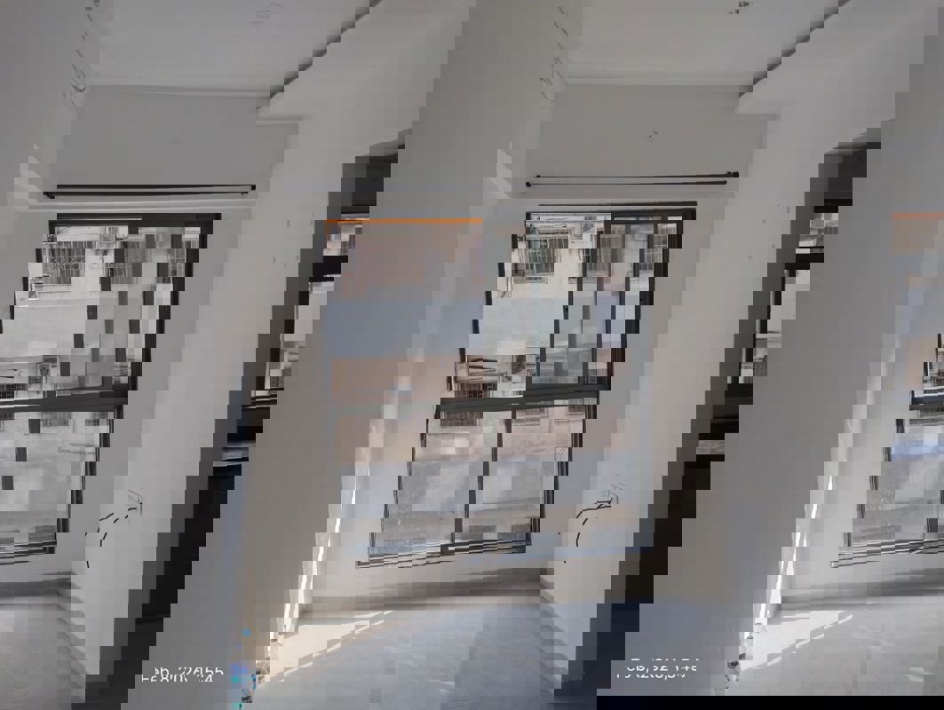 1 BHK 325 Sq.Ft. Apartment in Oberoi Sky City Tower E