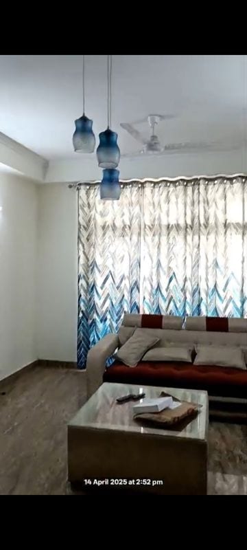 Bedroom in 1 RK Apartment at Amrapali Silicon City, Sector 76 – for Rent