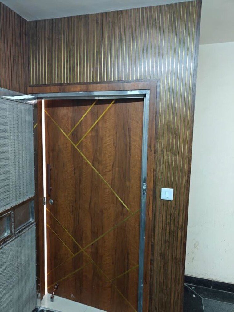 Other, sector 19 dwarka 3 Bedroom 1700 Sq.Ft. Apartment In Sector 19 Dwarka Delhi 9929538