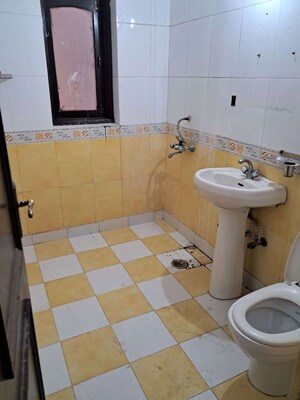 Bathroom in 5 BHK Apartment at Sector 12 Dwarka – for Sale