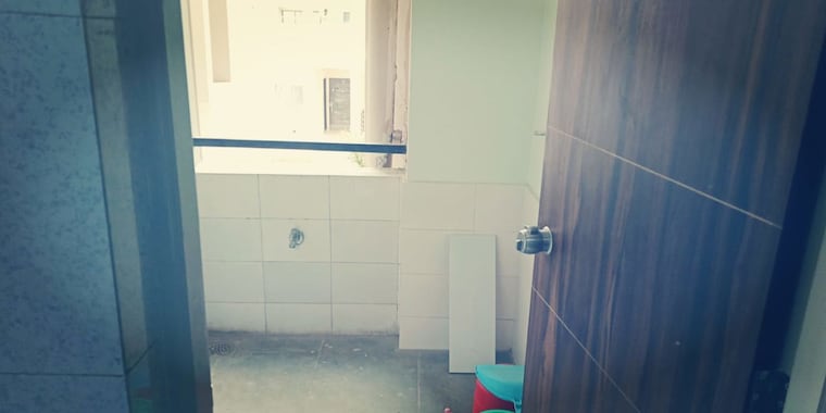 Bathroom, vemali 2 Bedroom 1000 Sq.Ft. Apartment In Vemali Vadodara 9929557