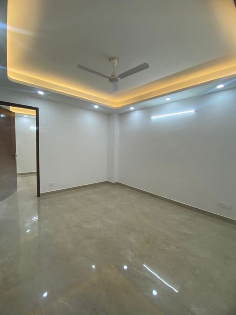 Room, saket 2 Bedroom 858 Sq.Ft. Builder Floor In Saket Delhi 9929558