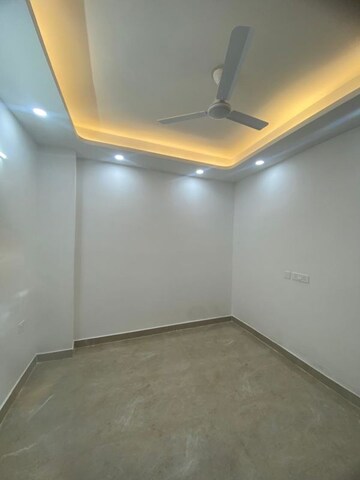 2 BHK Builder Floor For Rent in Saket