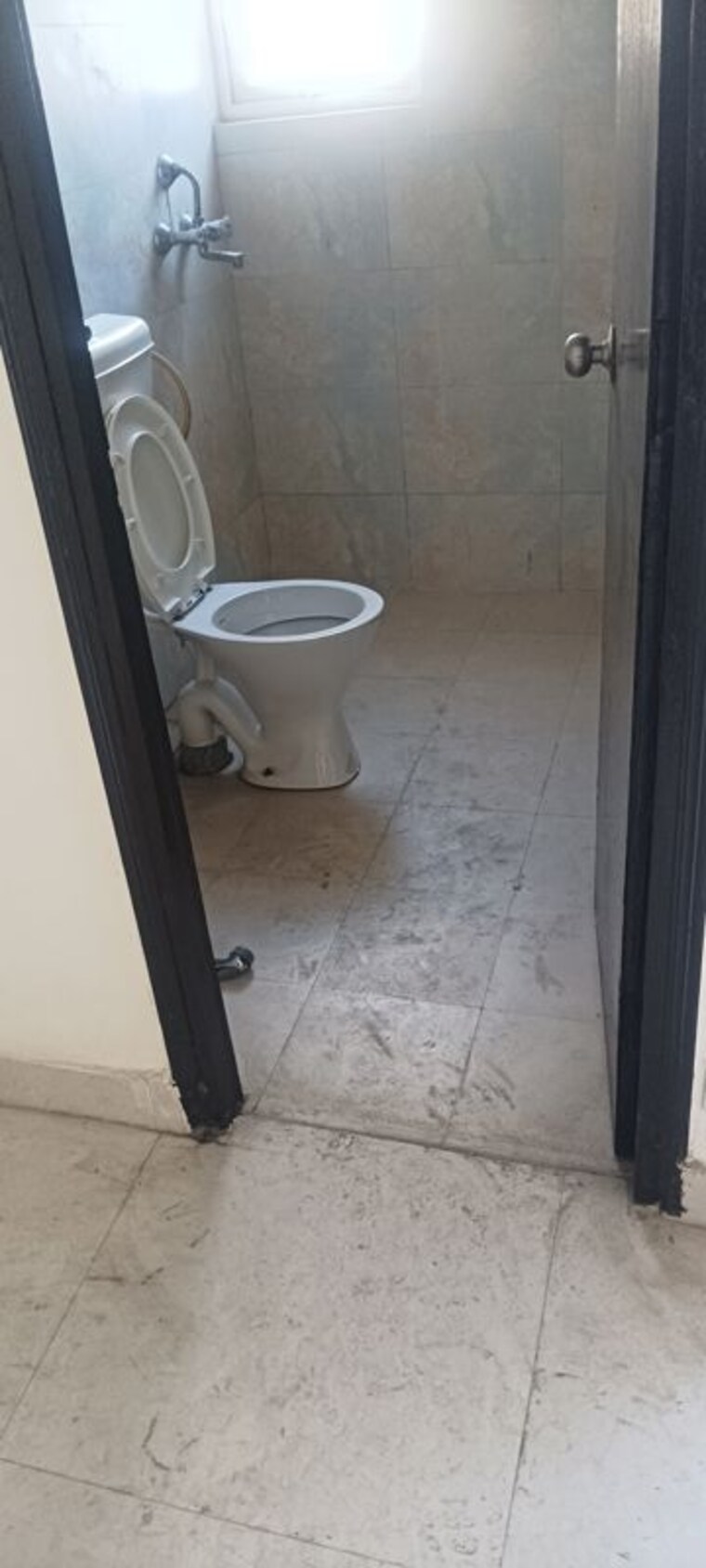 Bathroom, signature-the-serenas 2 Bedroom 724 Sq.Ft. Apartment In Sohna Sector 36 Gurgaon 9929563